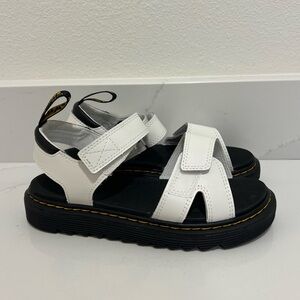 Dr Martens Junior Vossie Leather Sandal White Black Velcro Straps Kids Size 4